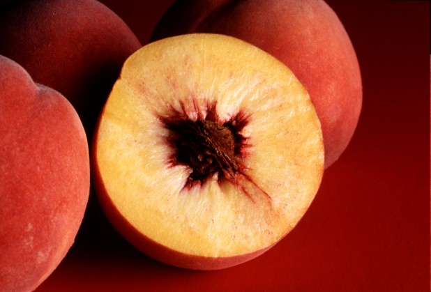 Autumn_Red_peaches